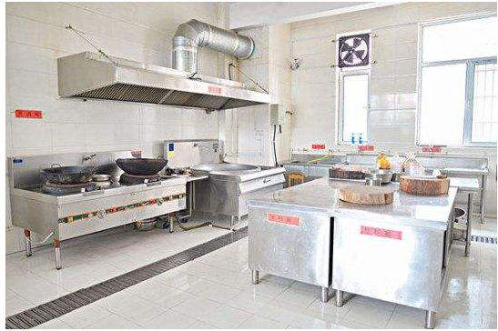 成都商用厨房设备厂告诉你协调空调和抽排系统